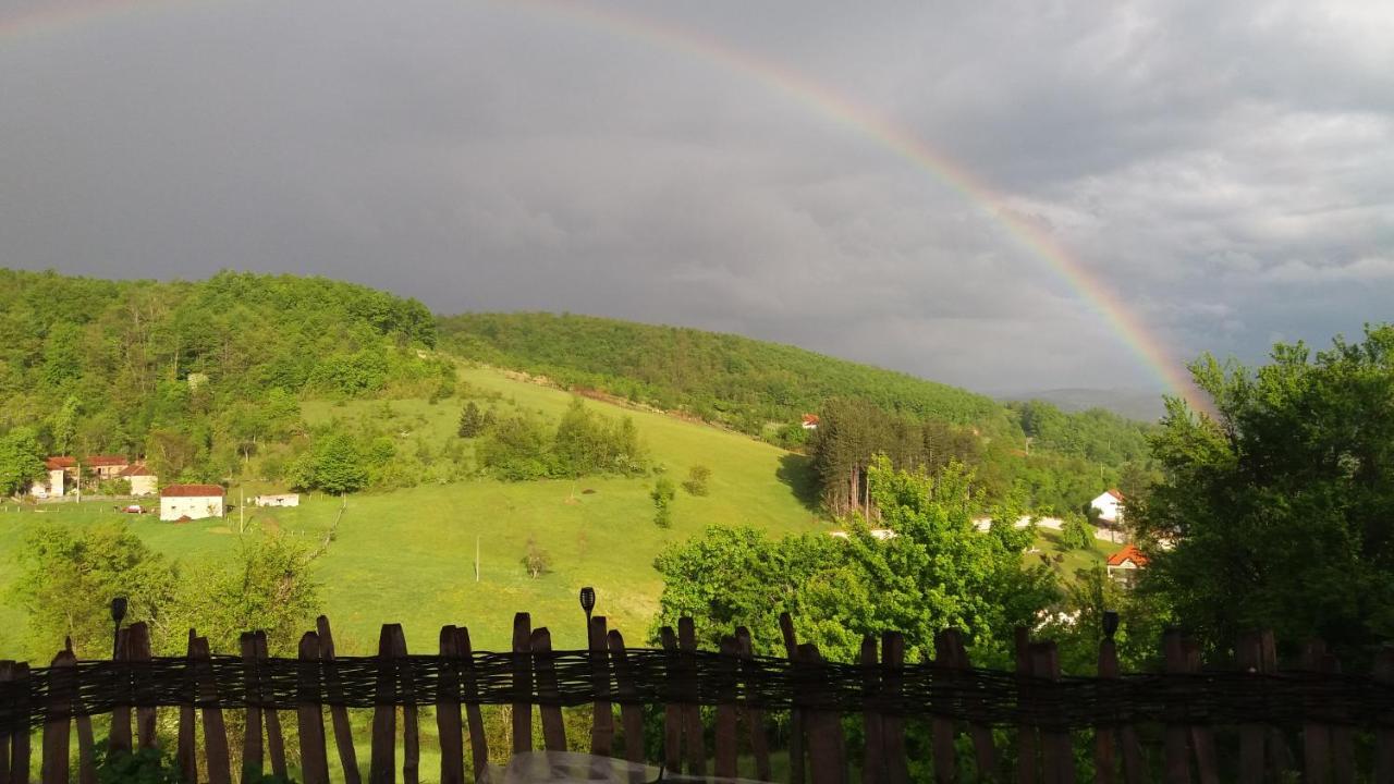 Bed and Breakfast Etno Selo Lelic Валево Экстерьер фото