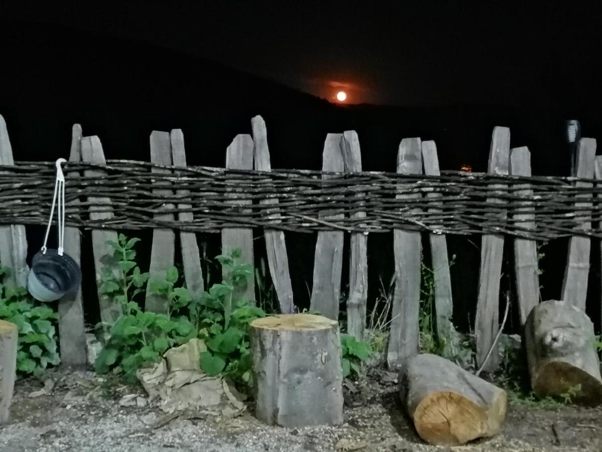 Bed and Breakfast Etno Selo Lelic Валево Экстерьер фото